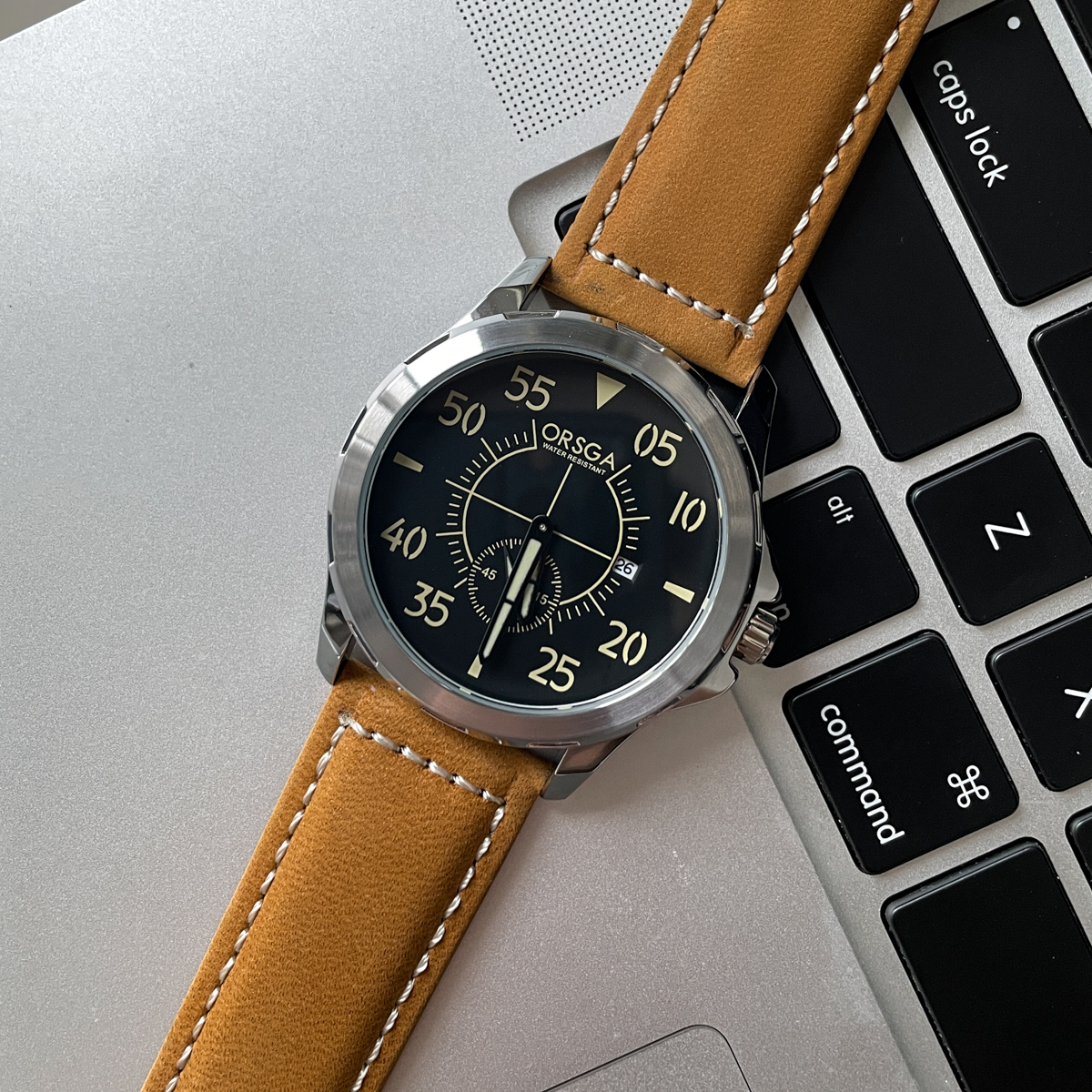 CILOA large dial high-grade wa - Luxury Watch Grade recension och pris