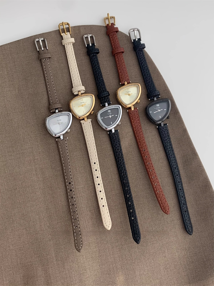 Women Quartz Watch Simple Gold - Watch Triangle Luxury recension och pris