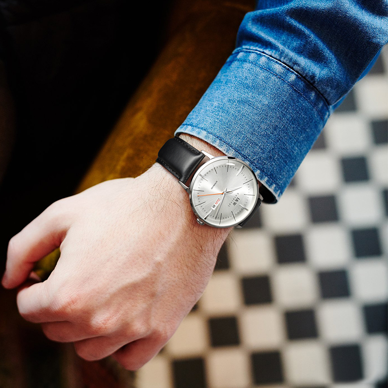 Original Switzerland I&W 2026  - Luxury Watch Cartier recension och pris