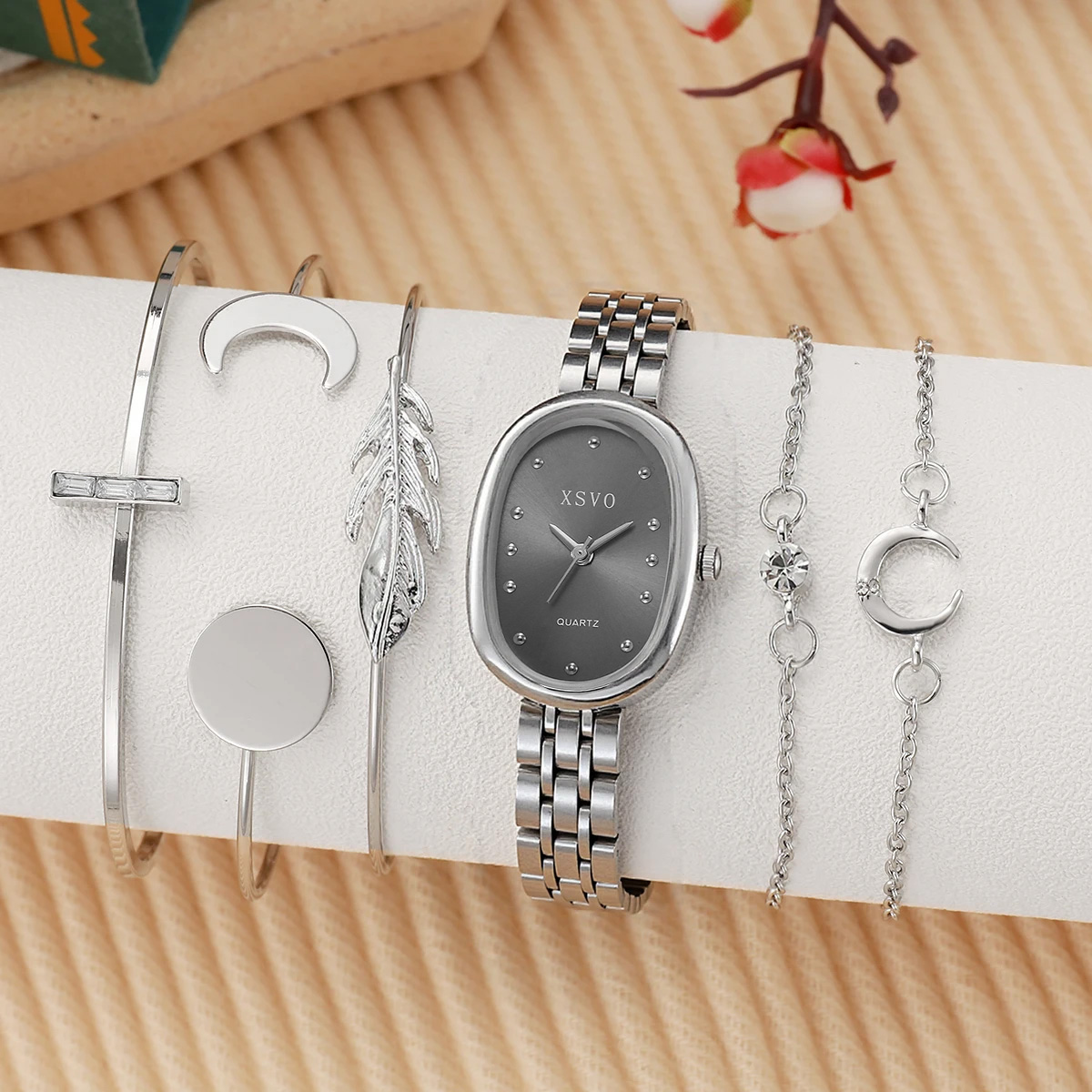 Fashion Entry Luxury Oval Dial - Luxury Watch Entry recension och pris