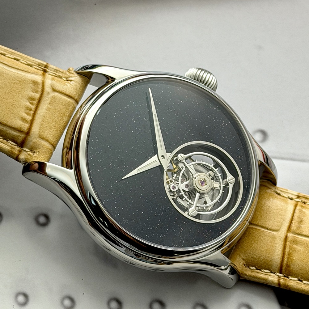 Merkur 100% Tourbillon Watch M - Luxury Watch Cartier recension och pris