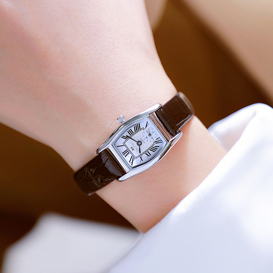 BS Women's Watch Versatile Ret - Luxury Watch Cartier recension och pris