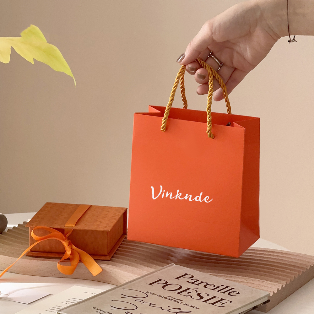 Personalized Logo 14x7x15cm Je - Luxury Watch Shop recension och pris