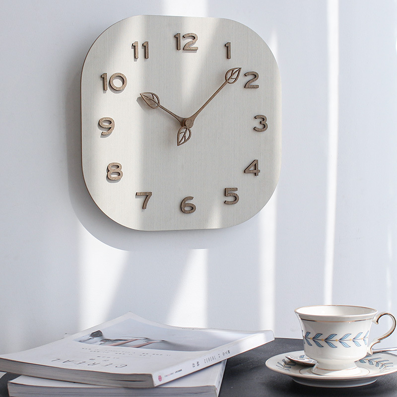Modern Personality Wall Clock  - Luxury Watch House recension och pris