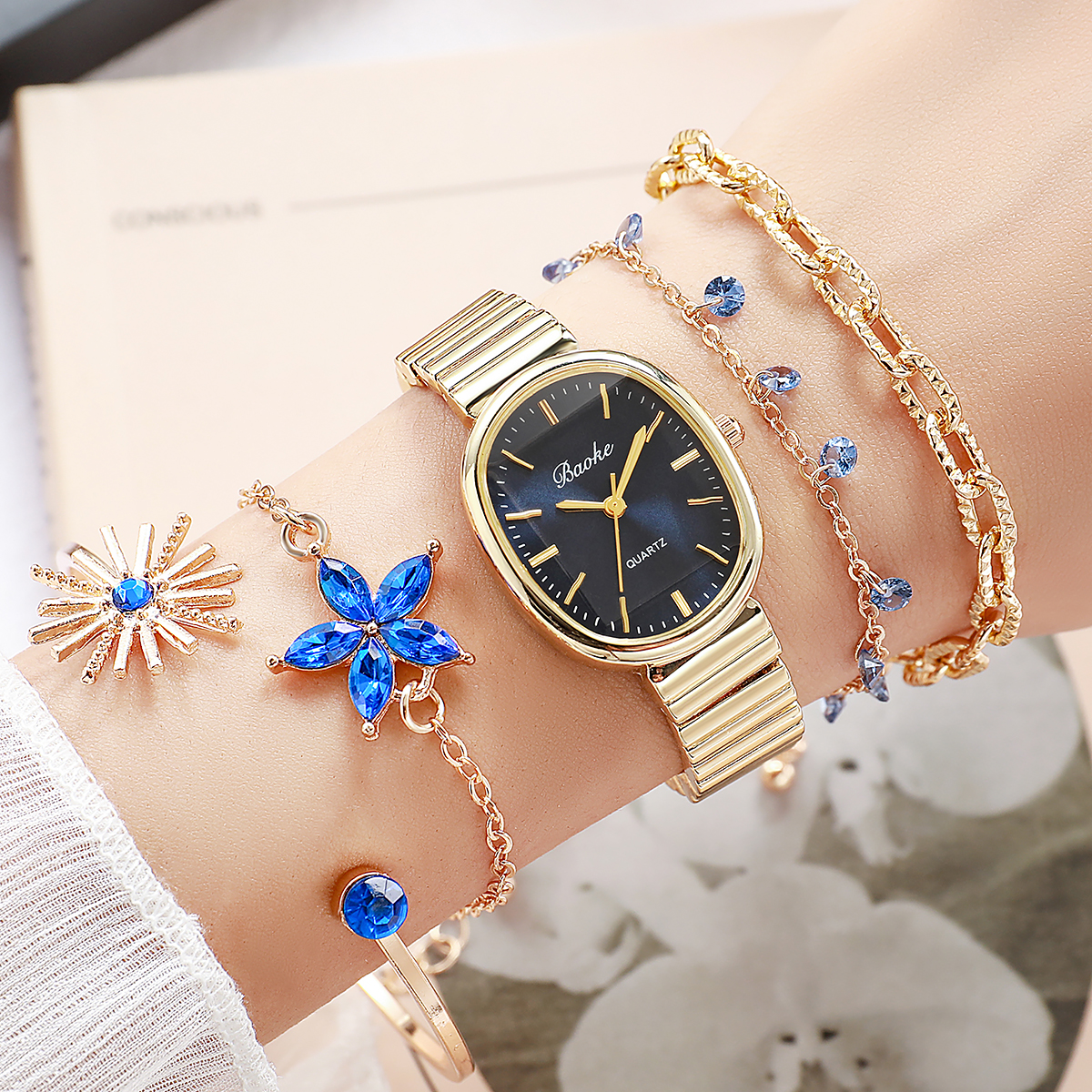 Women's Blue Gold Diamond Quar - Luxury Watch Entry recension och pris