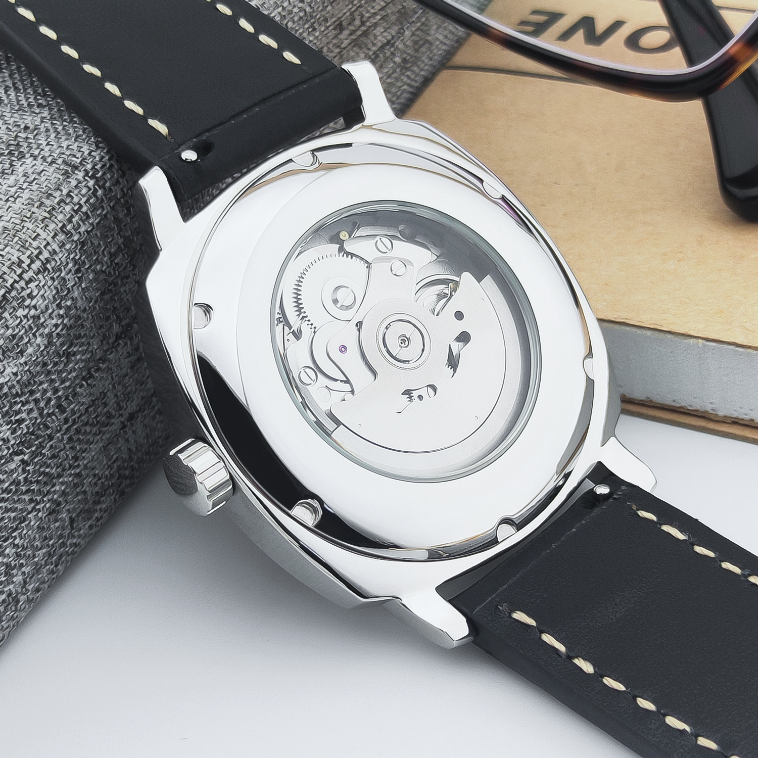CUSTOM 42MM Stainless Steel Sa - Luxury Watch Wallpaper recension och pris