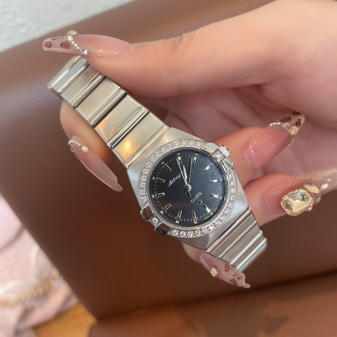 Classic Constellation Women's  - Luxury Watch Cartier recension och pris